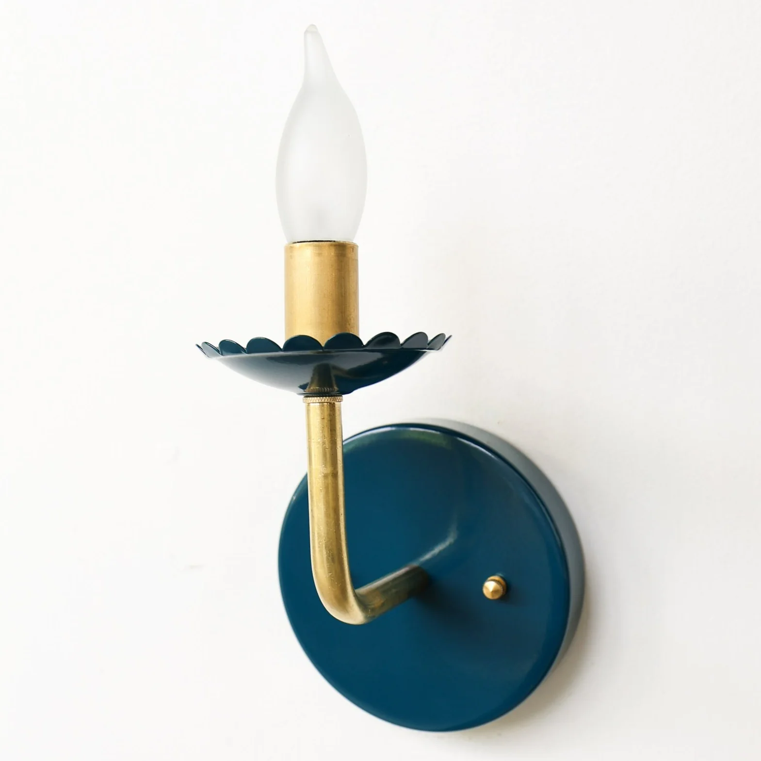 Adele Sconce - Image 9