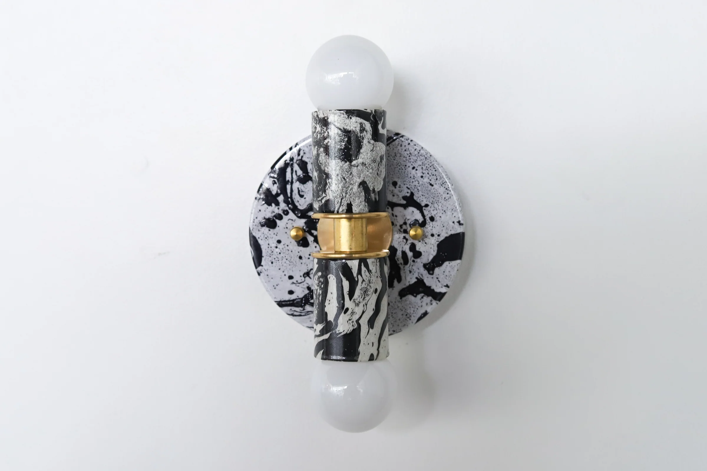 Black & White Marbled Small Thalia Sconce - Image 5