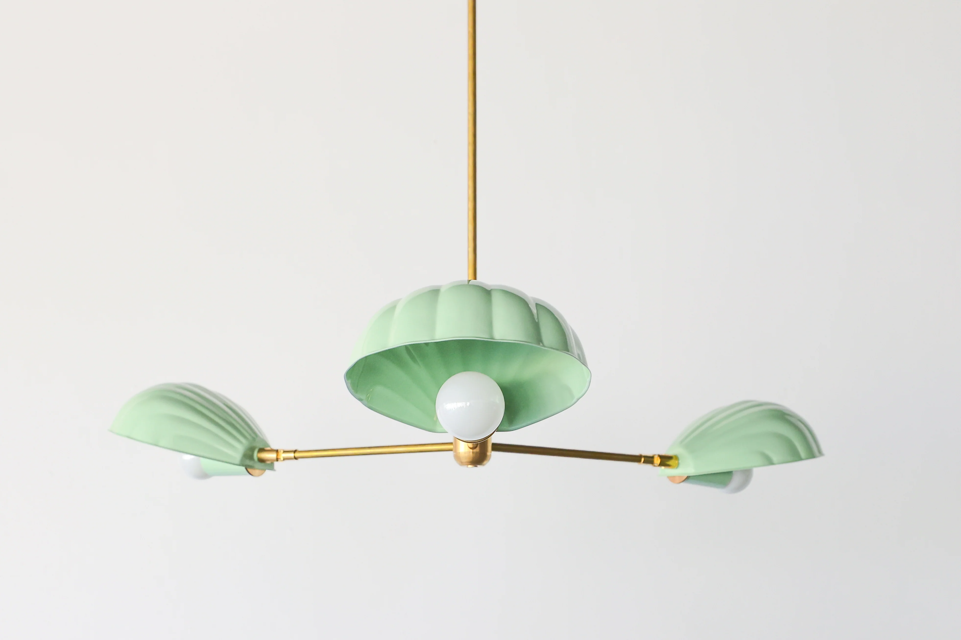 Coquille Chandelier - Image 10