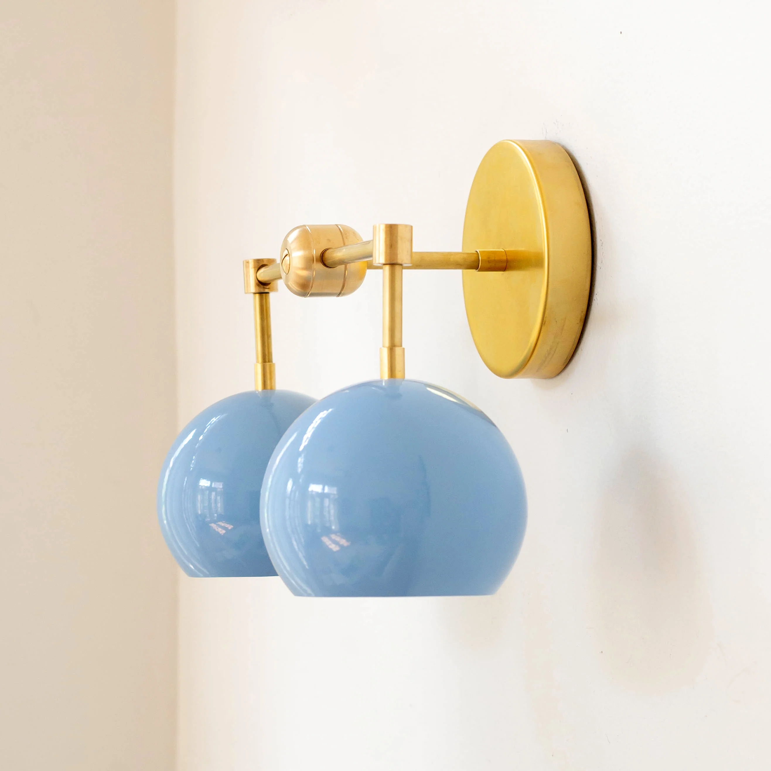 Double Loa Sconce with Hydrangea Blue Shades - Image 4