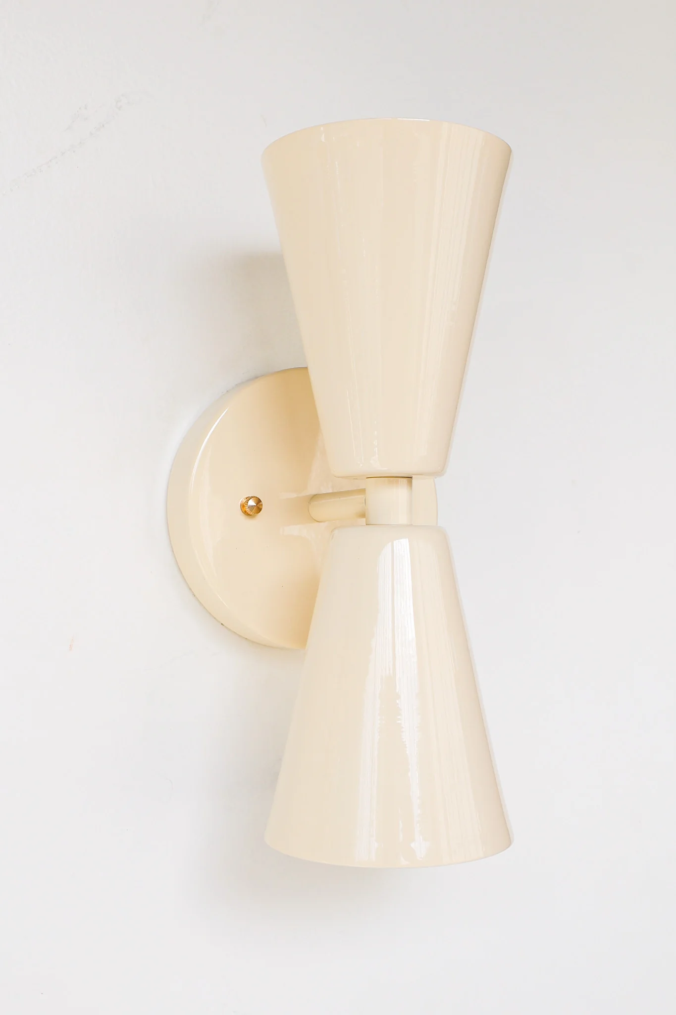 Dryades Sconce - Image 30