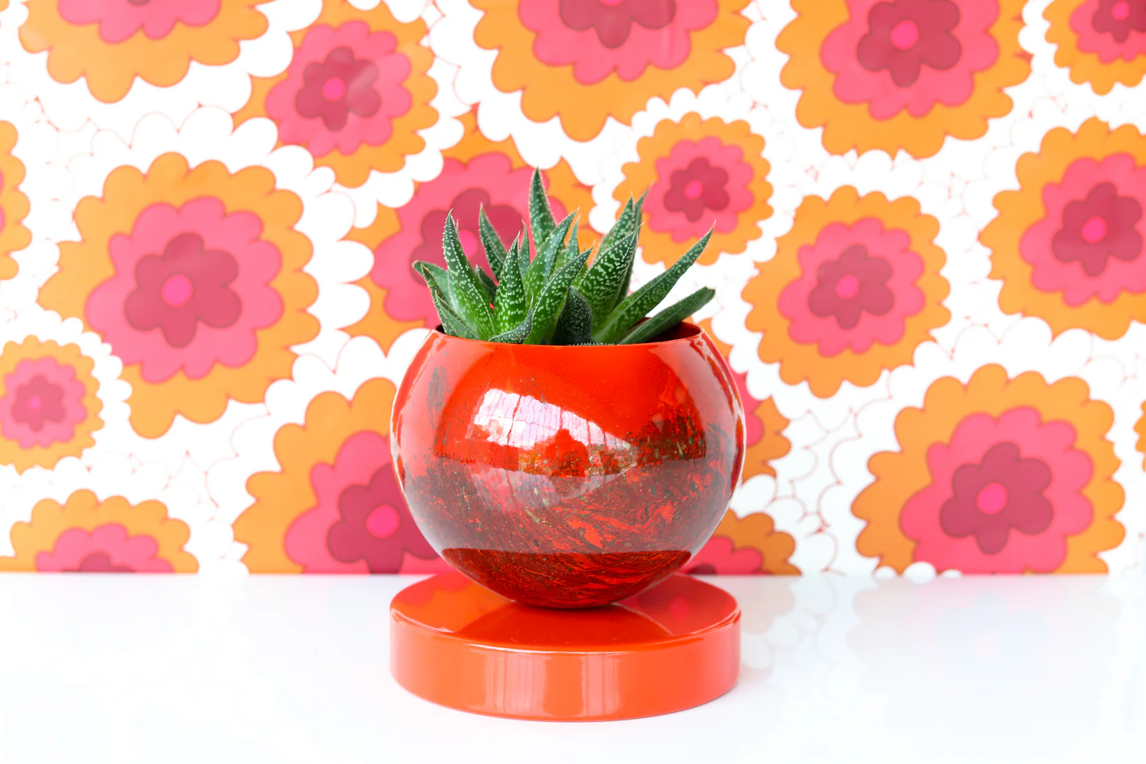 Flame Marbled Loa Planter - Image 4