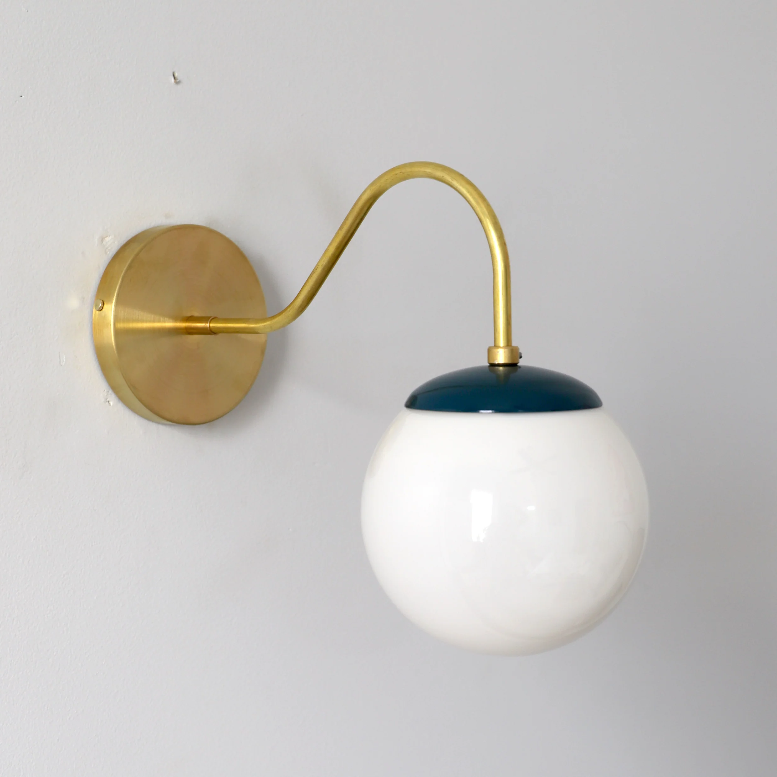Fontainebleau Sconce - Image 20