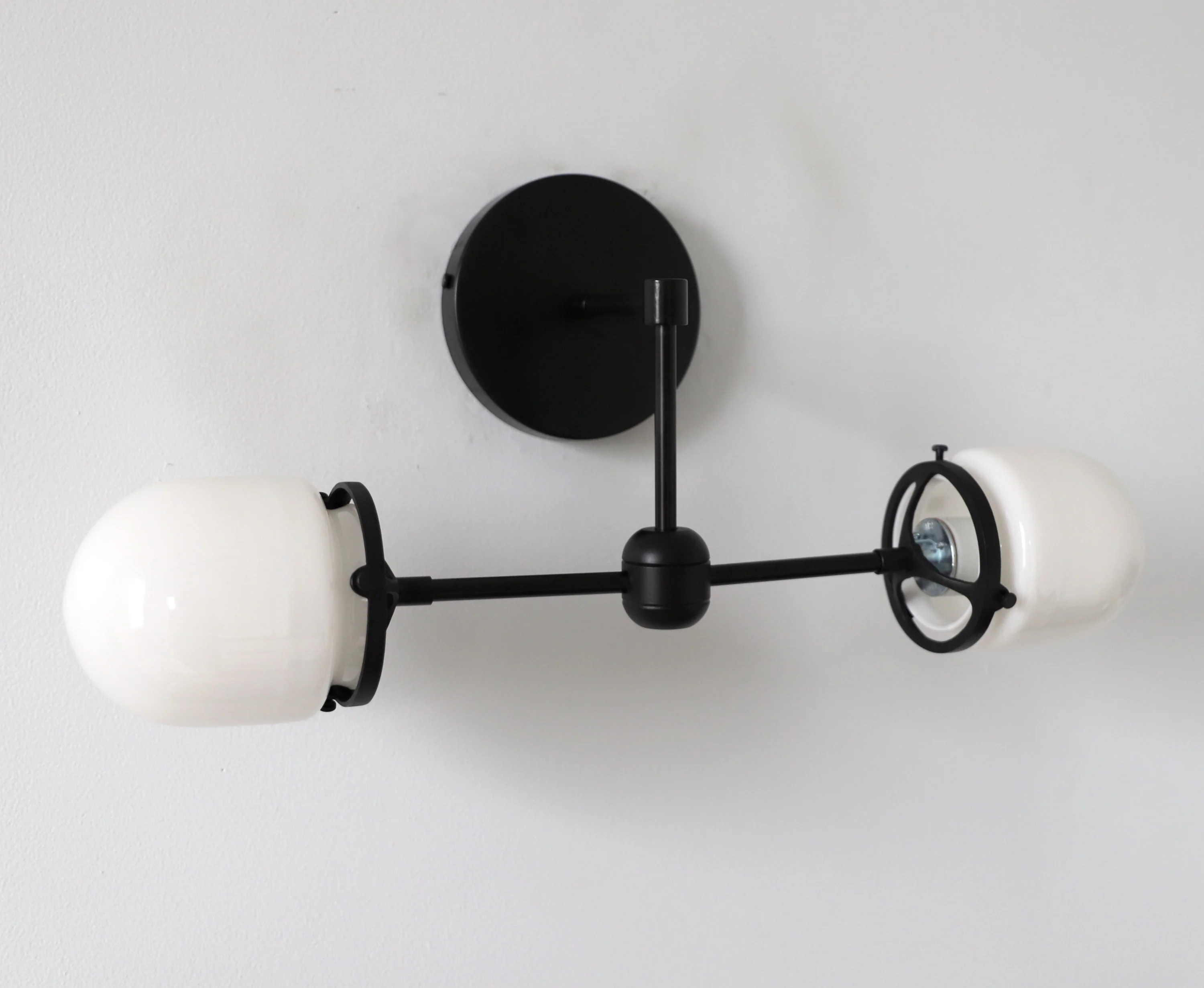 Hanging West End Sconce - Image 10