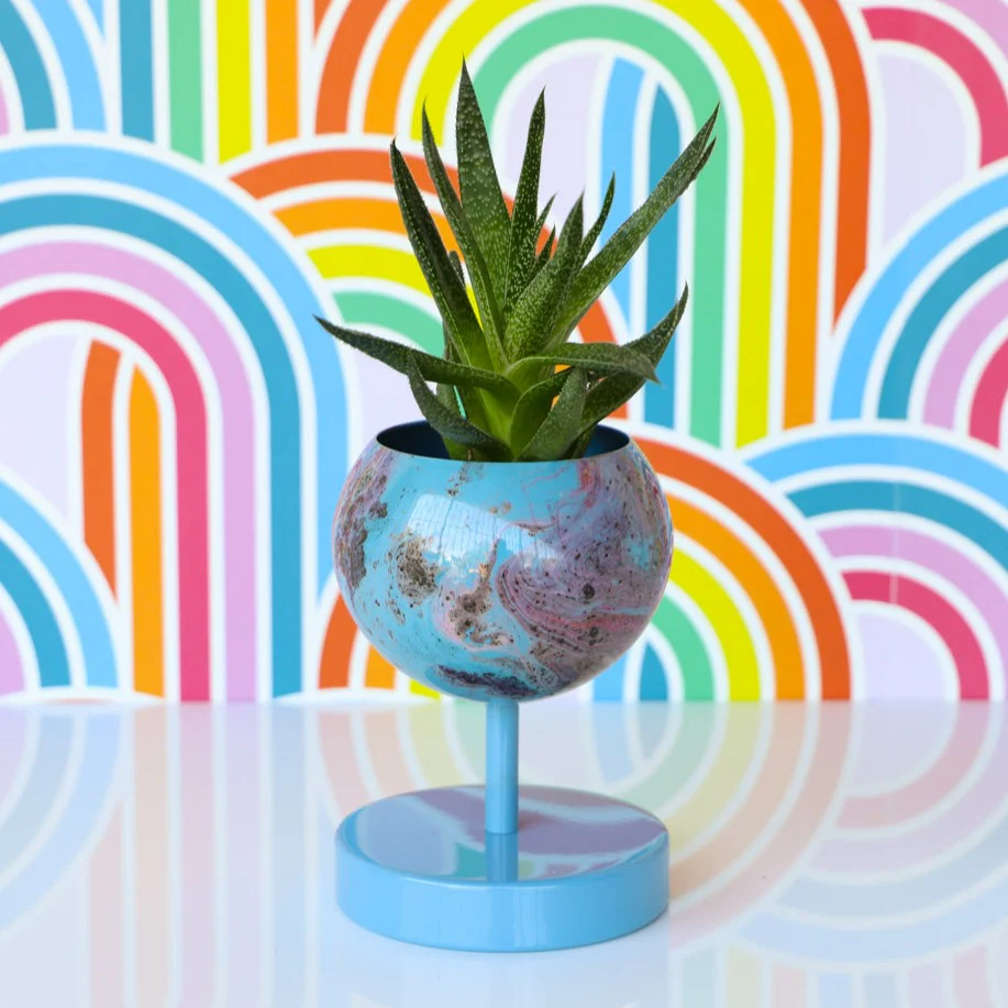 Hydrangea Blue & Pink Marbled Lifted Loa Planter