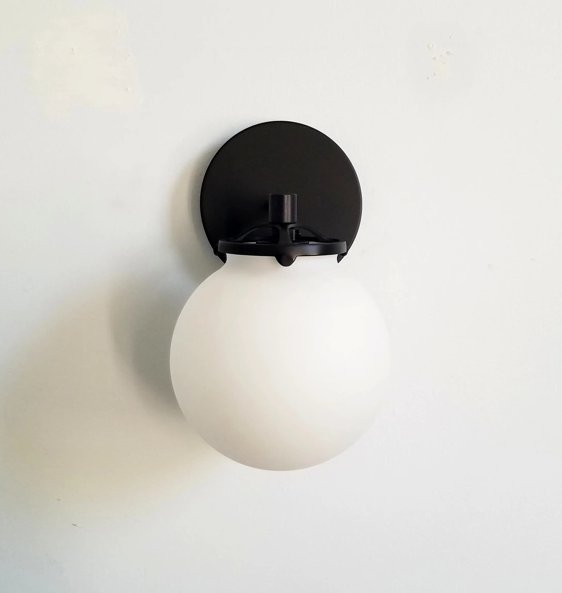Jones Sconce - Image 9
