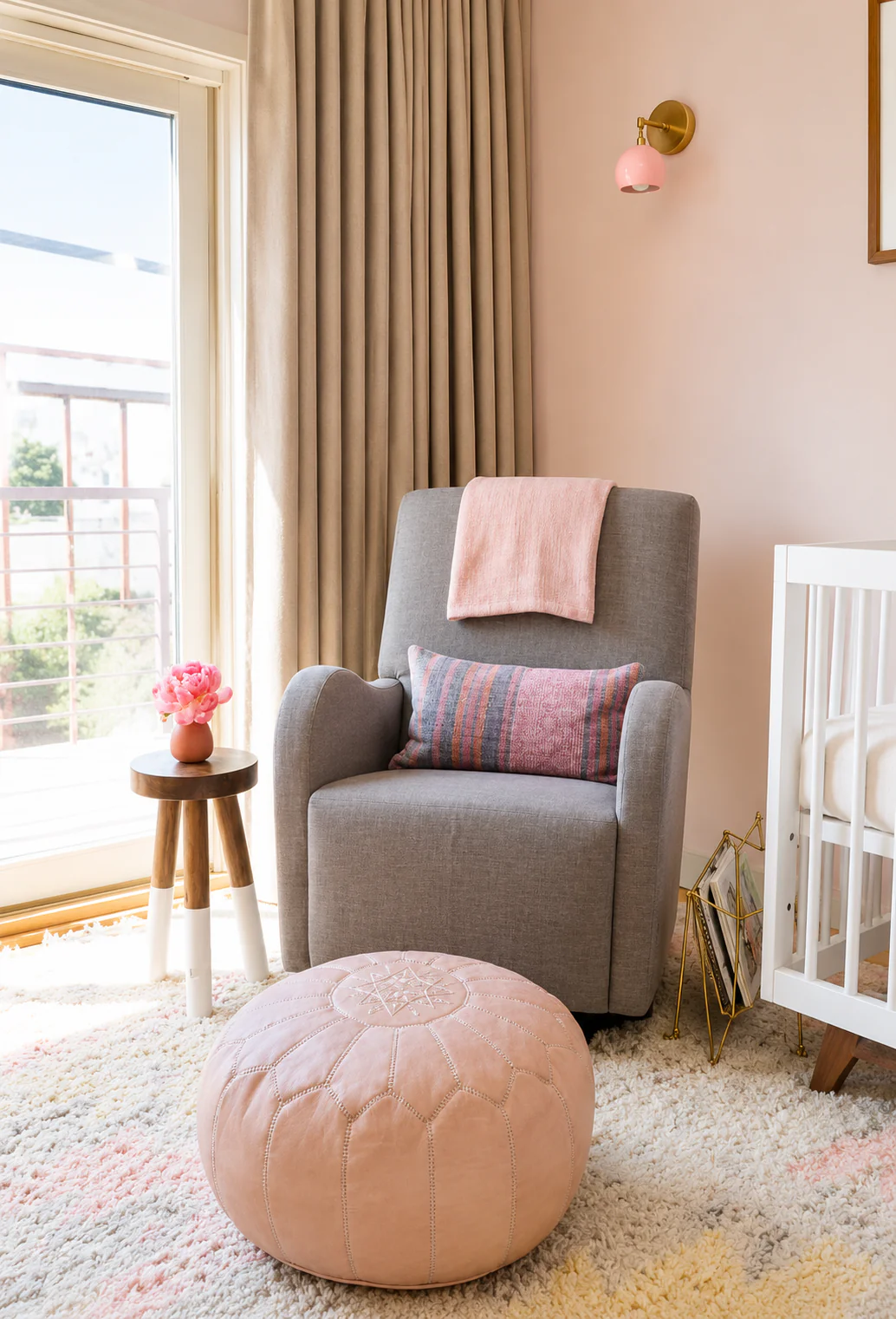 Loa Sconce with Blush Pink Shade - Image 7