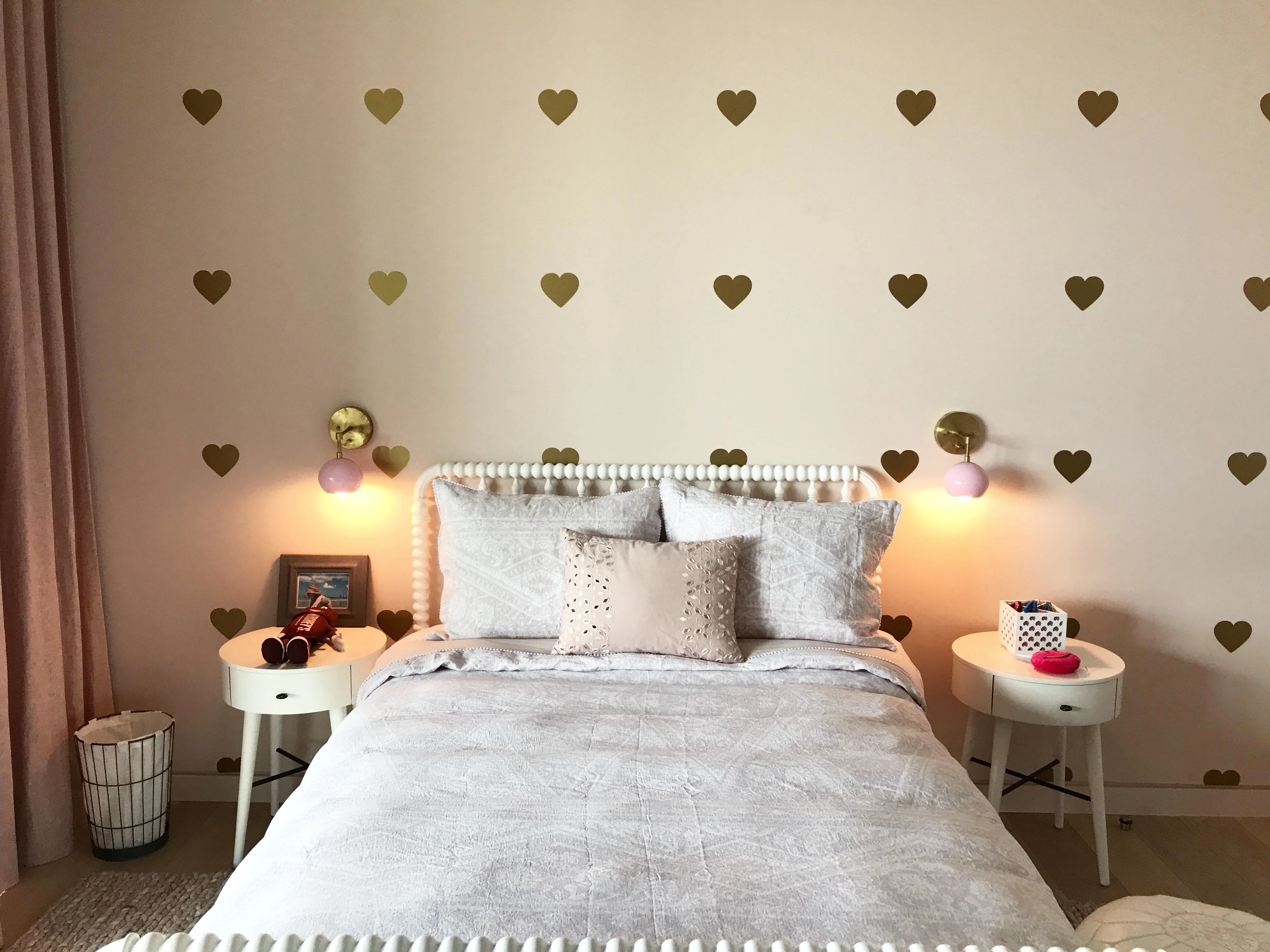 Loa Sconce with Blush Pink Shade - Image 9