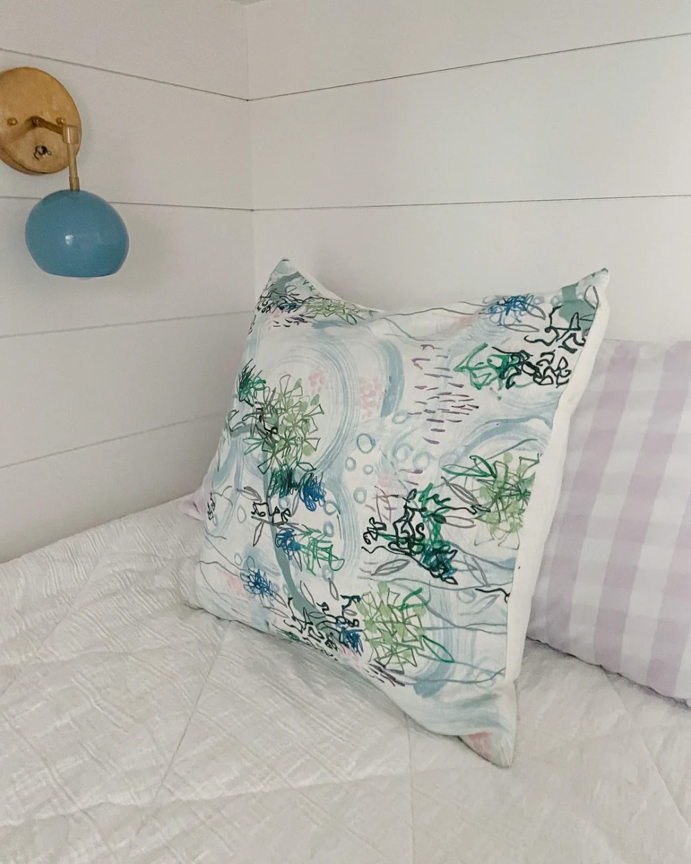 Loa Sconce with Hydrangea Blue Shade - Image 7