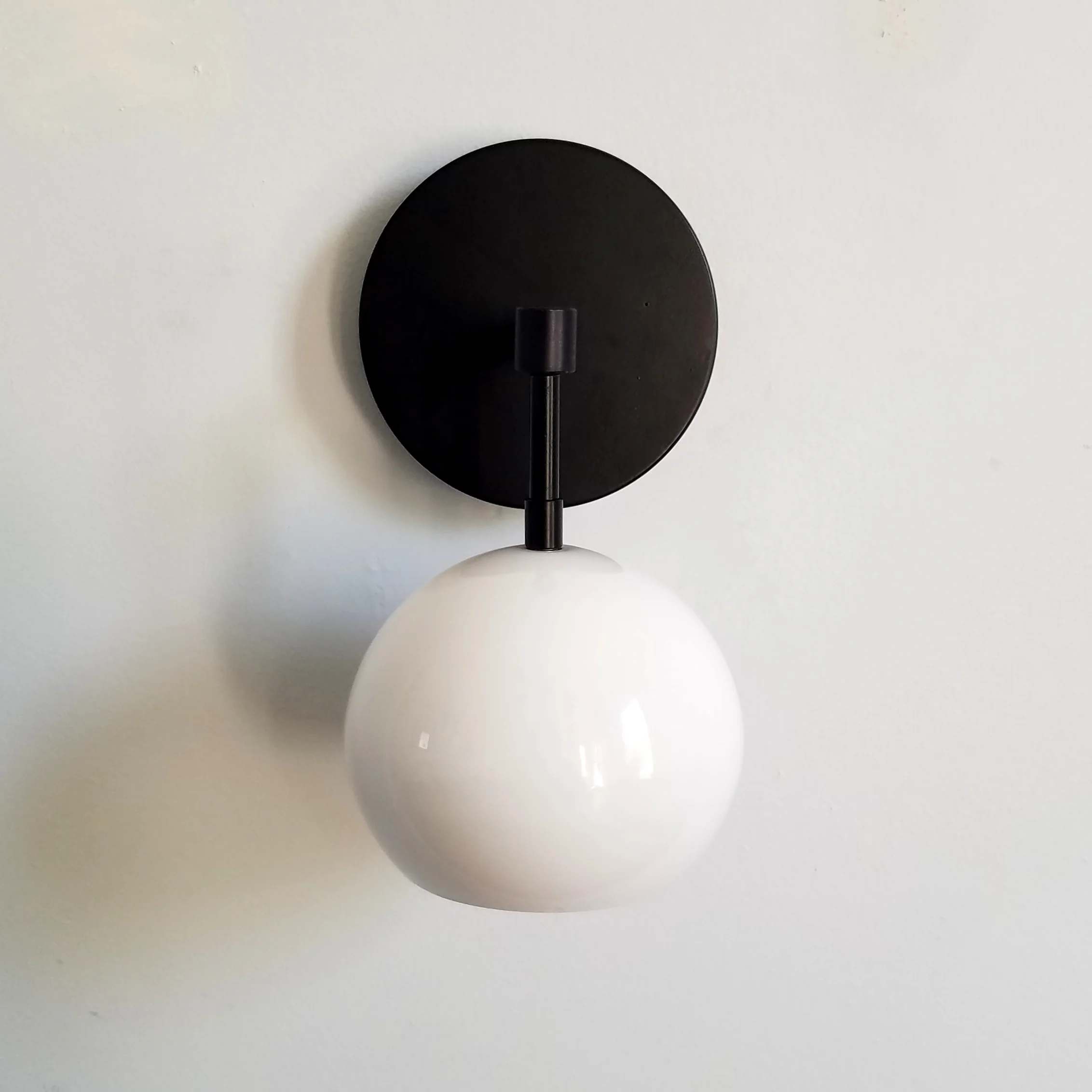 Loa Sconce with White Shade - Image 4