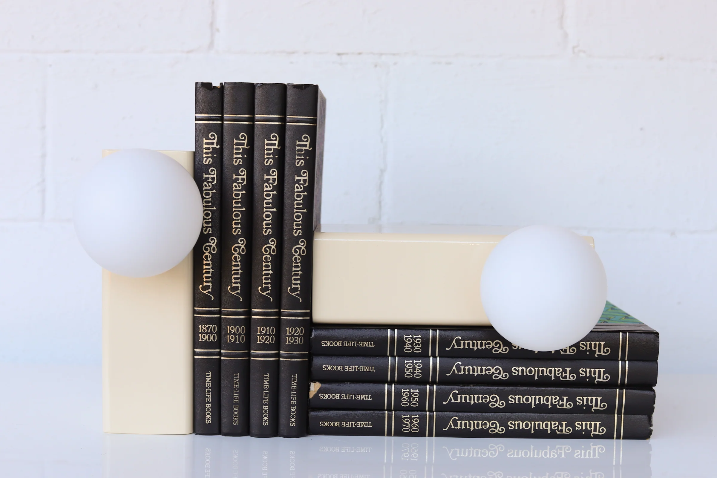Milton Bookshelf Lamp - Image 31