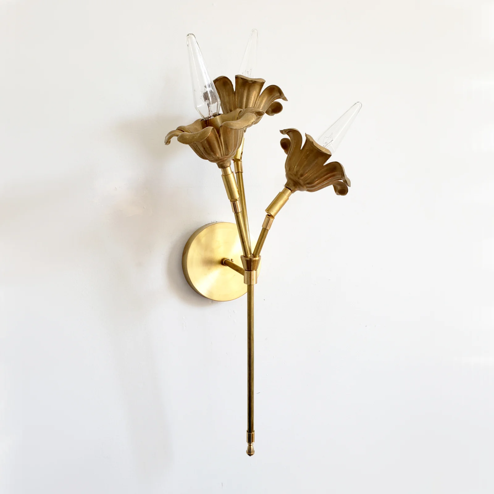 Octavia Bouquet Sconce - Image 10