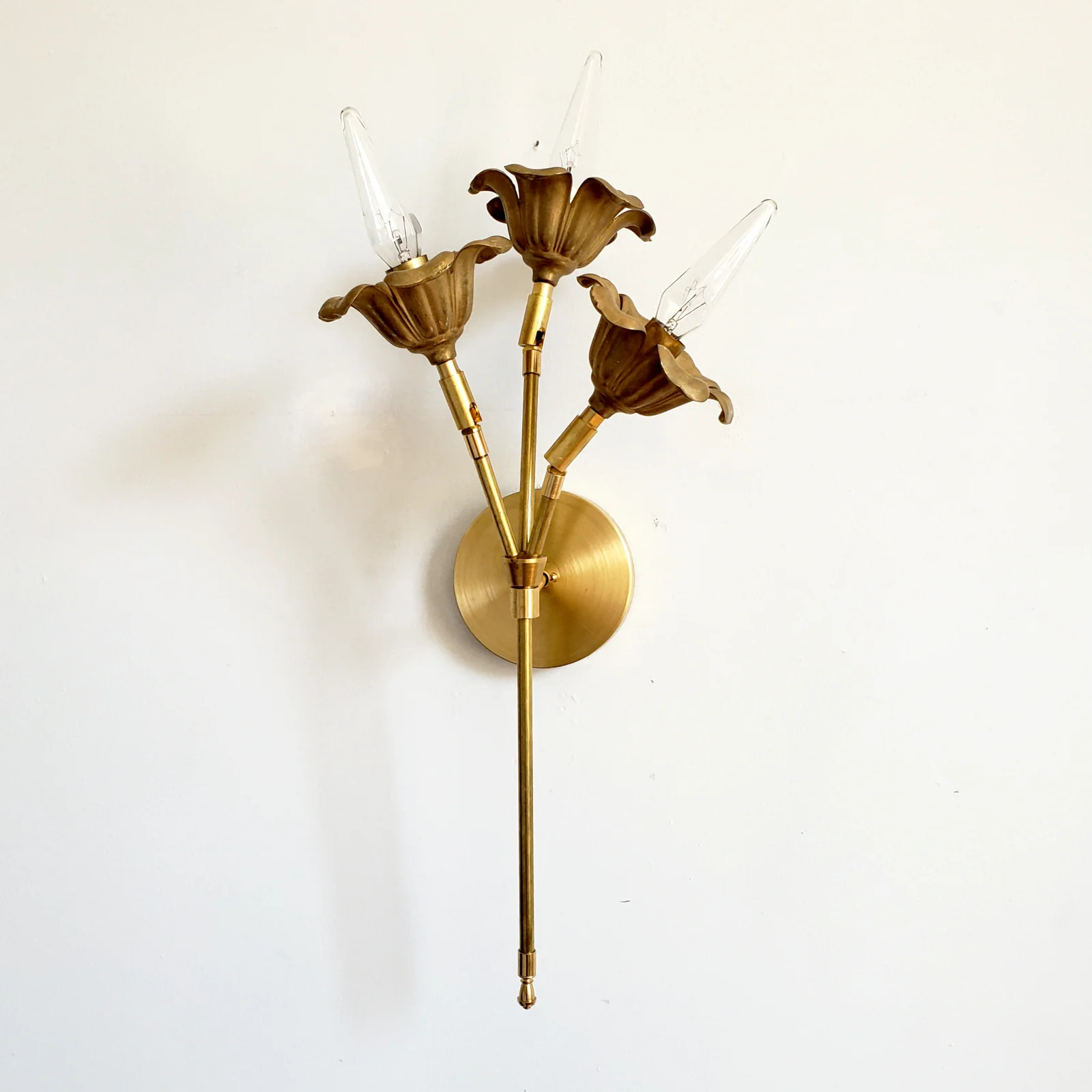 Octavia Bouquet Sconce - Image 14