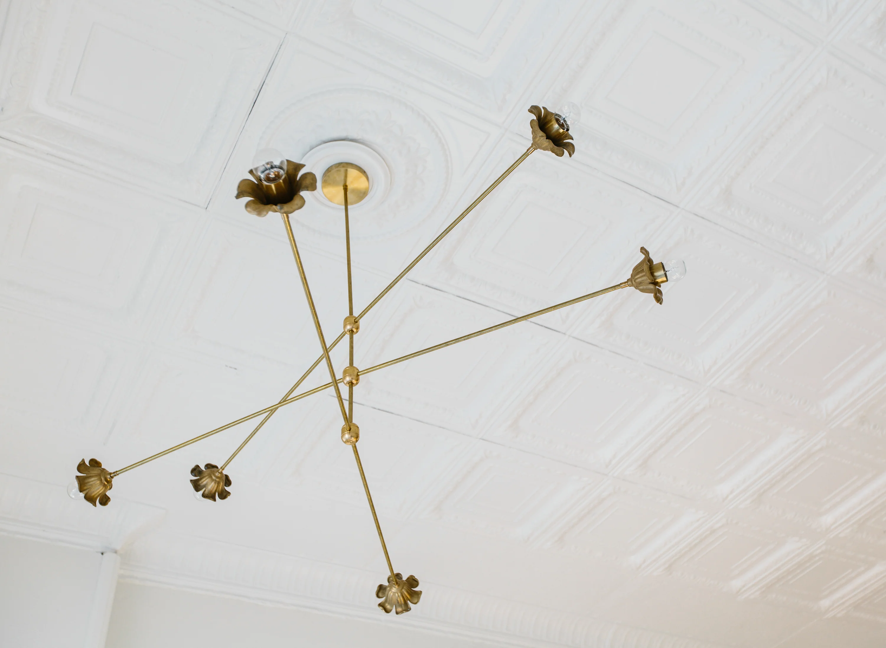 Oversized Linear Octavia Chandelier - Image 2