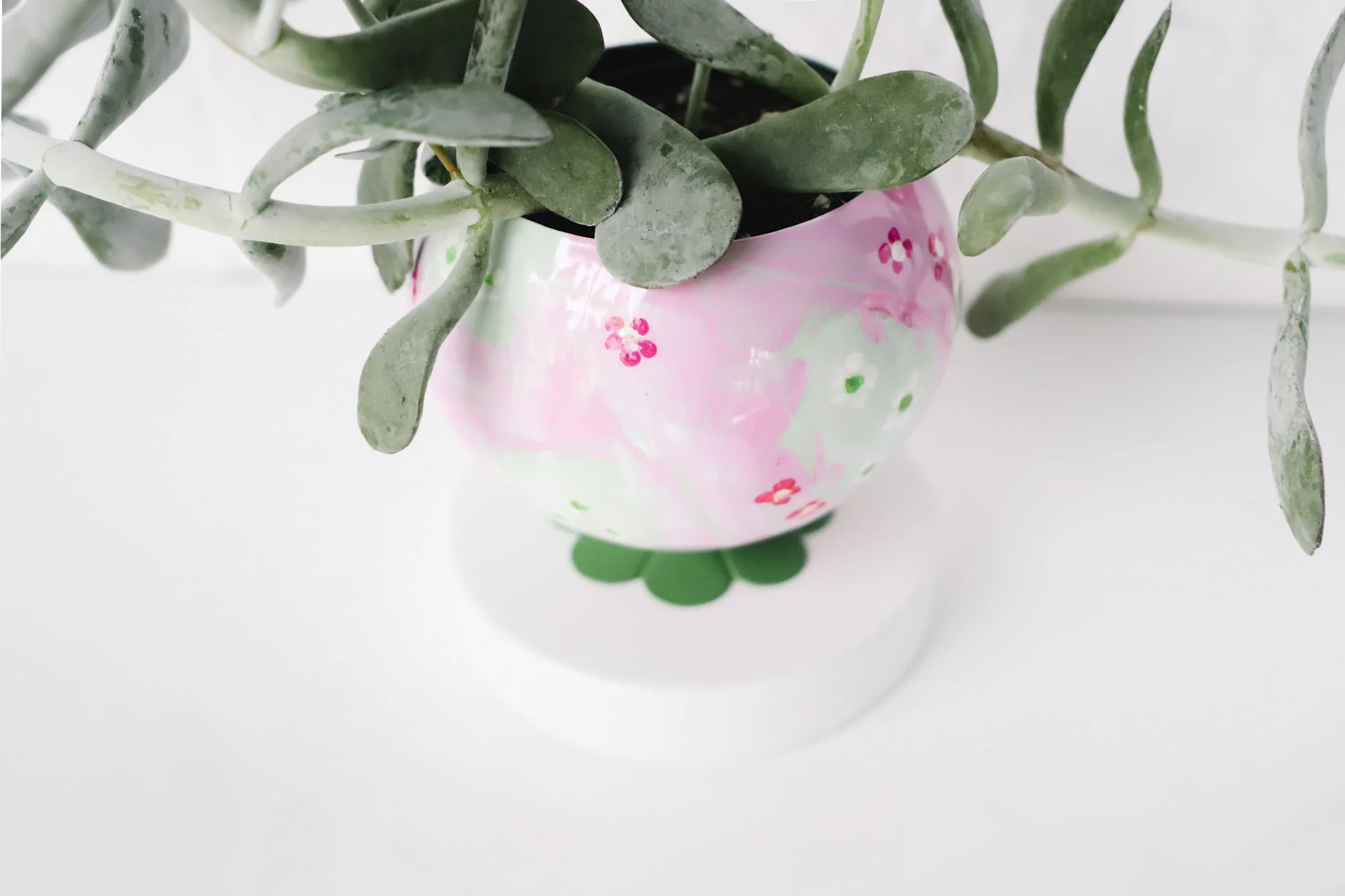 Pink and Green Floral Painted Loa Planter - Image 2