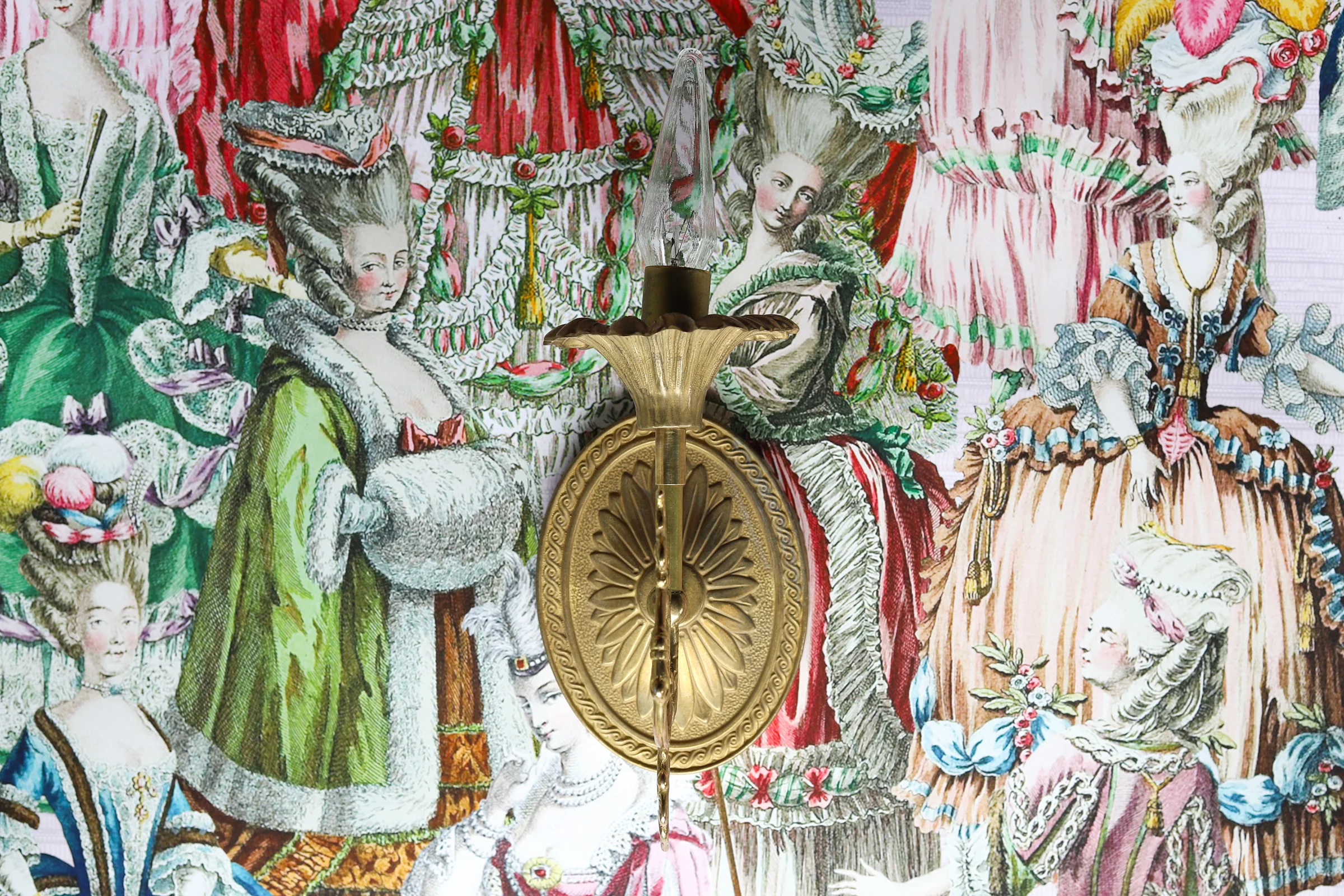 Ruby Sconce - Image 10