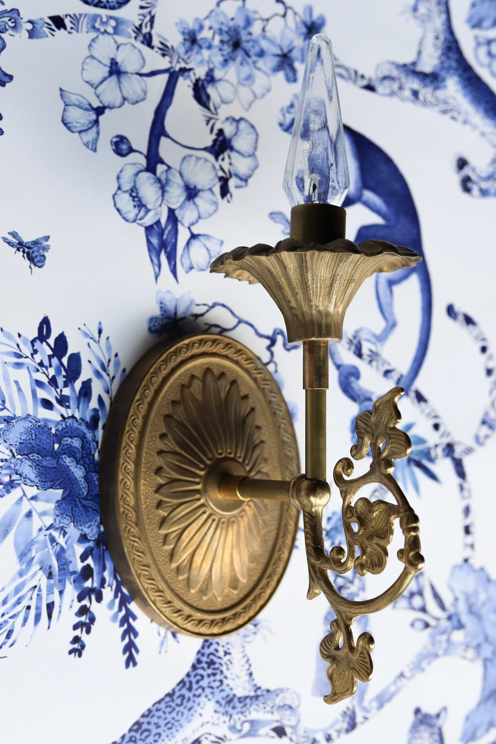 Ruby Sconce - Image 7