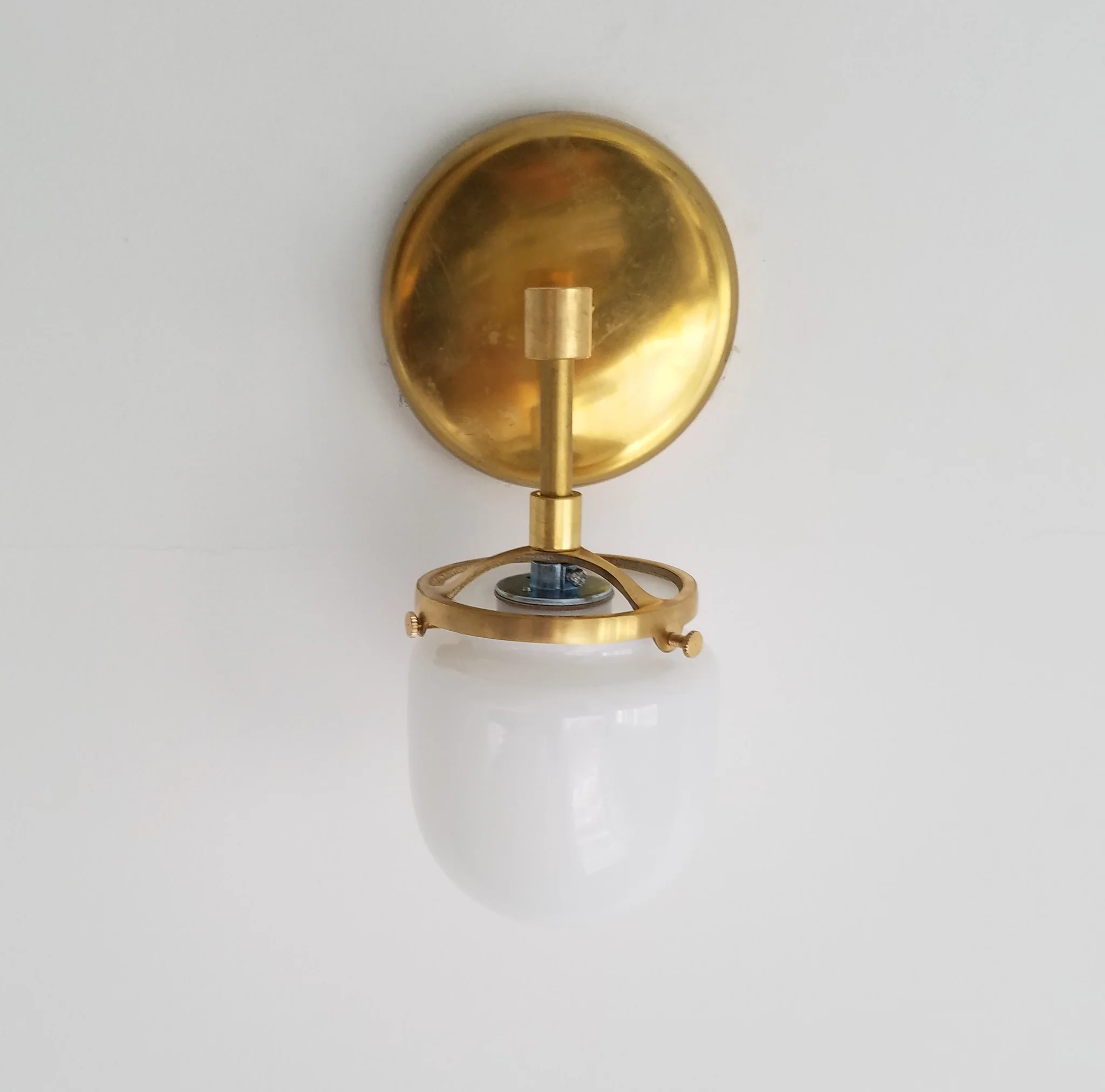 Single West End Sconce - Image 3