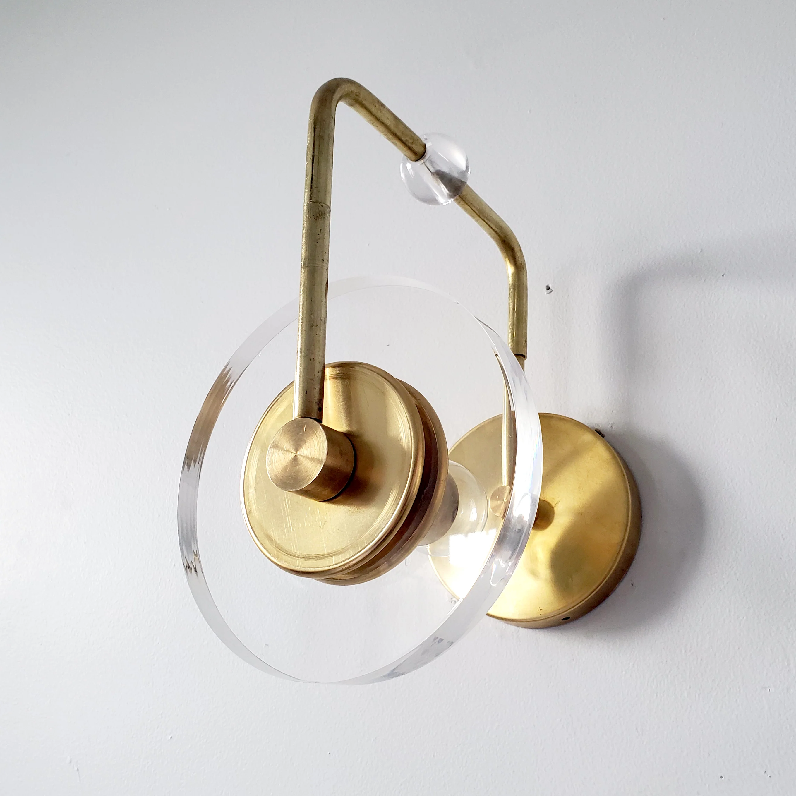 Surya Sconce - Image 3