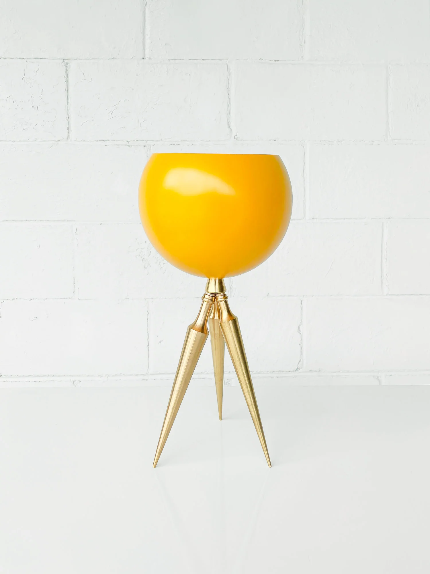 Tripod Planter - Image 10