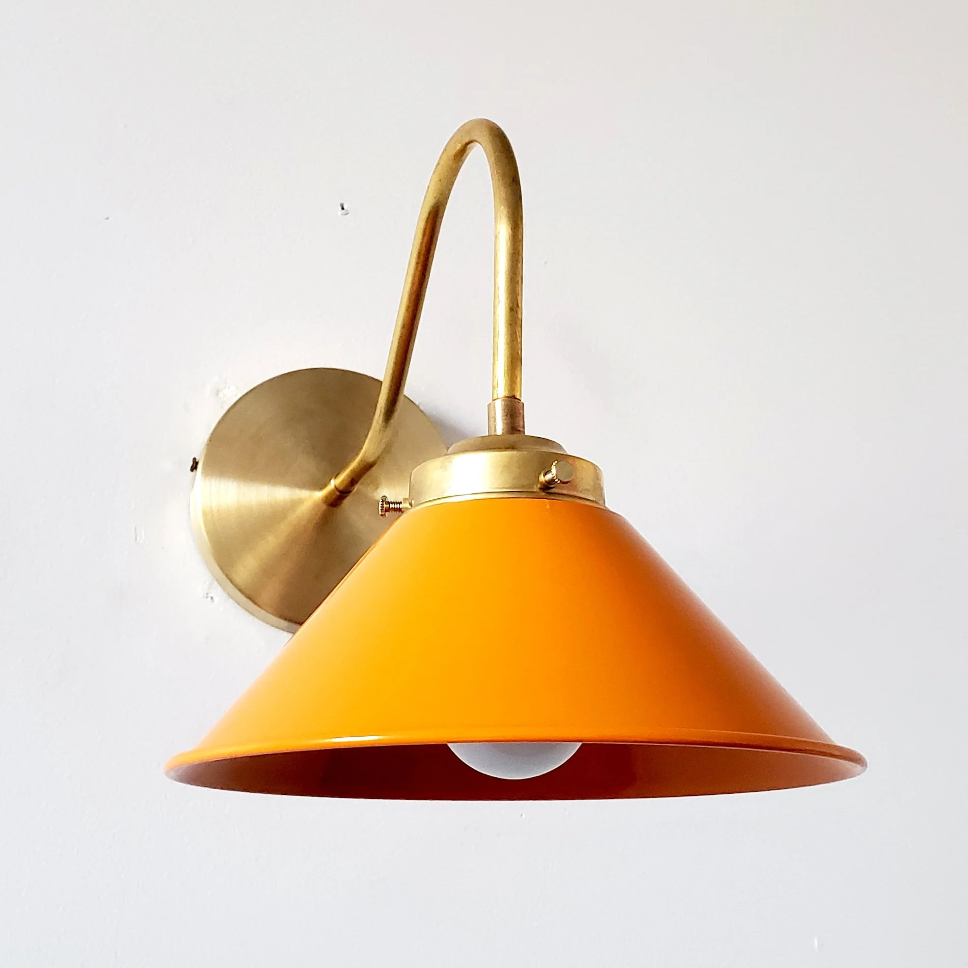 Valmont Sconce - Image 20