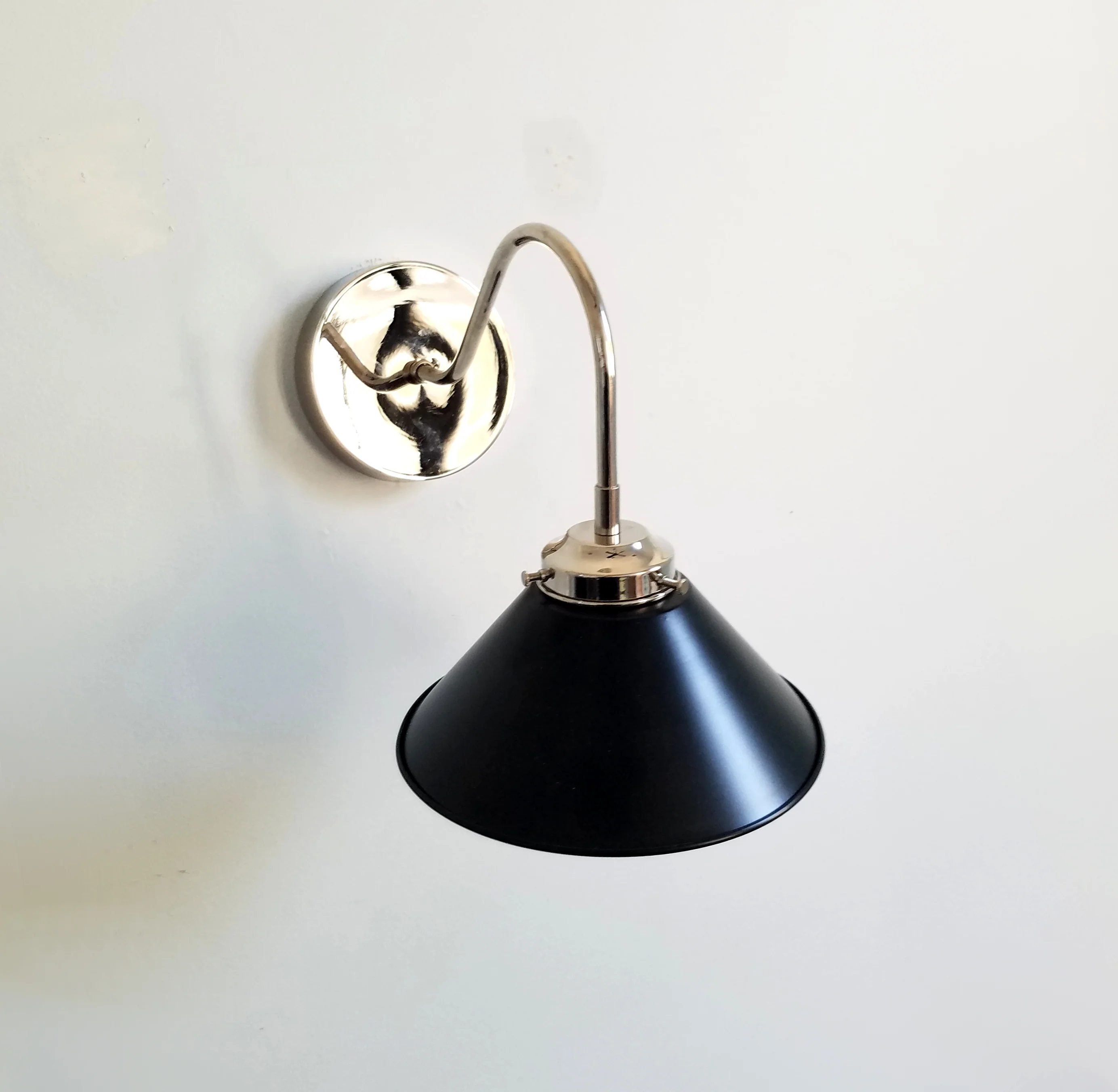 Valmont Sconce - Image 28