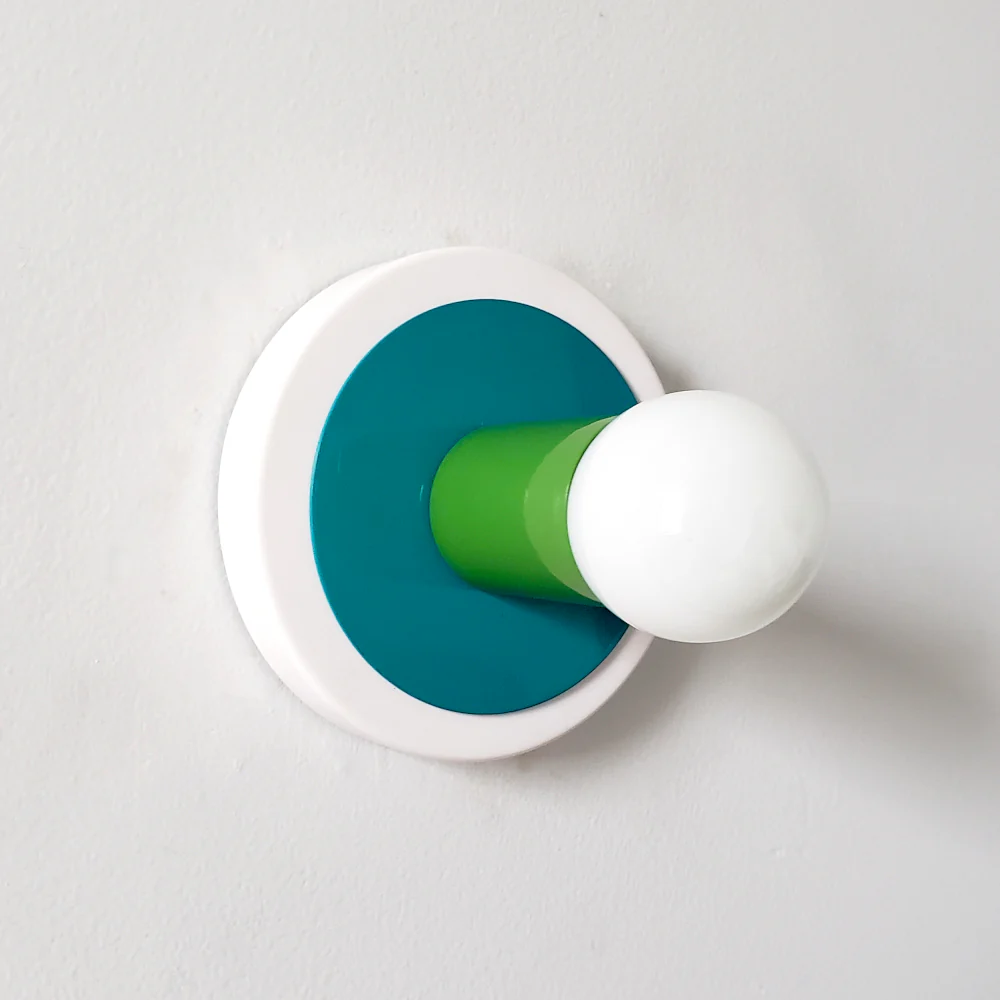 Warhol Sconce - Image 13