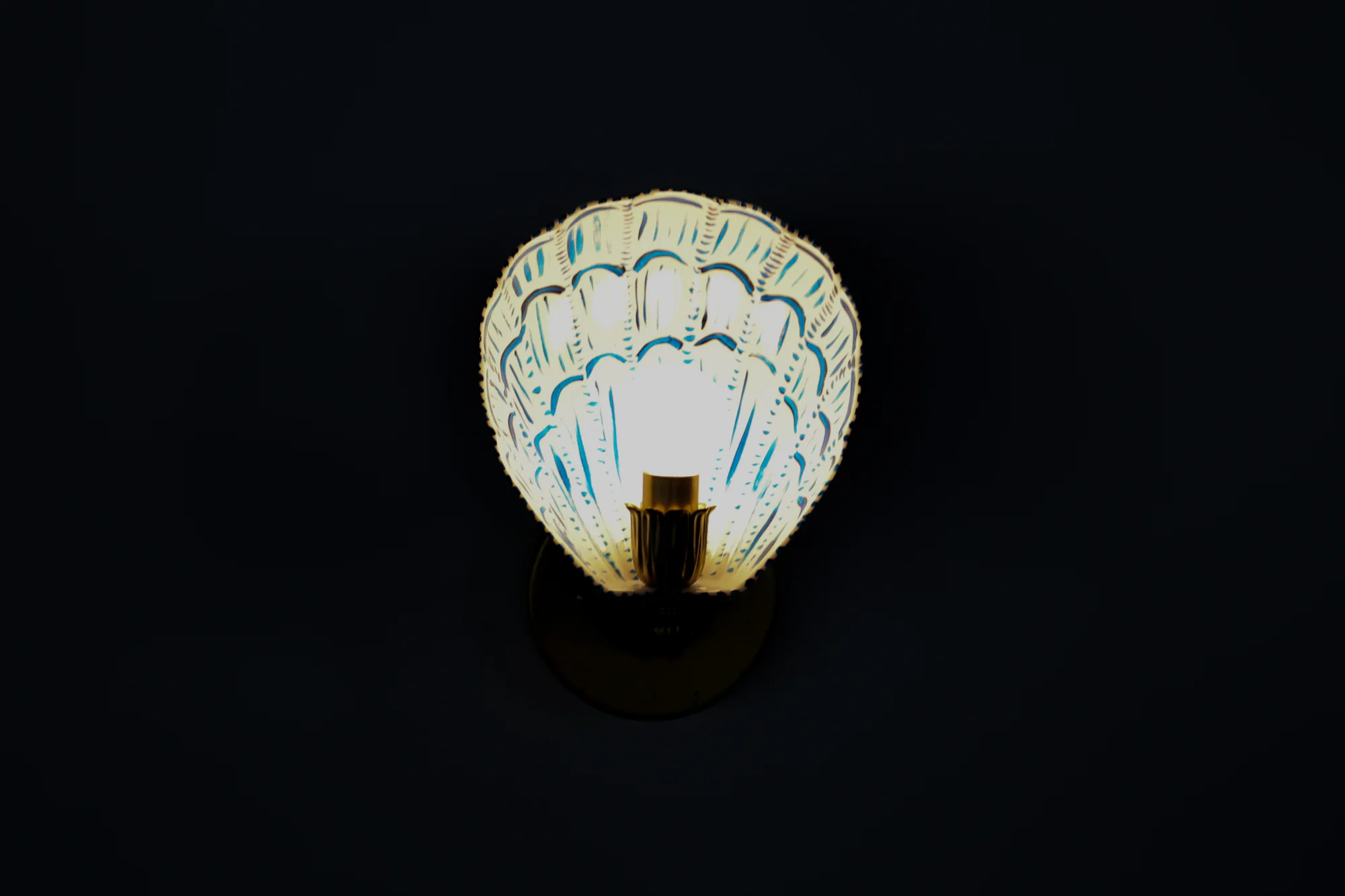 White, Blue, & Brass Hand-Painted Coquille Sconce: One of One - Image 4